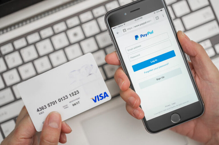 ¿Por qué PayPal no acepta mi tarjeta?